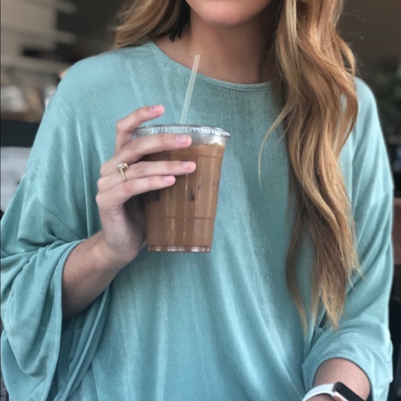 NWT 🆕 Light Blue Ruffle Top - Picture 4 of 8